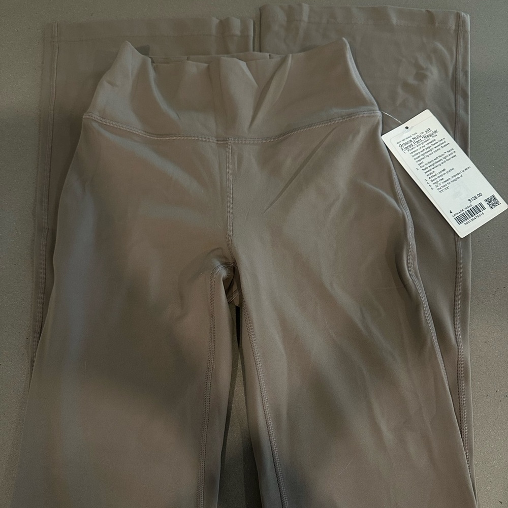 Groove Nulu HR Flared Pant Regular